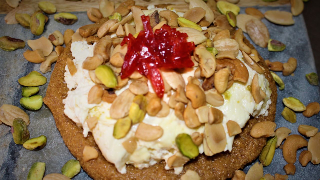 Mafroukeh Plate