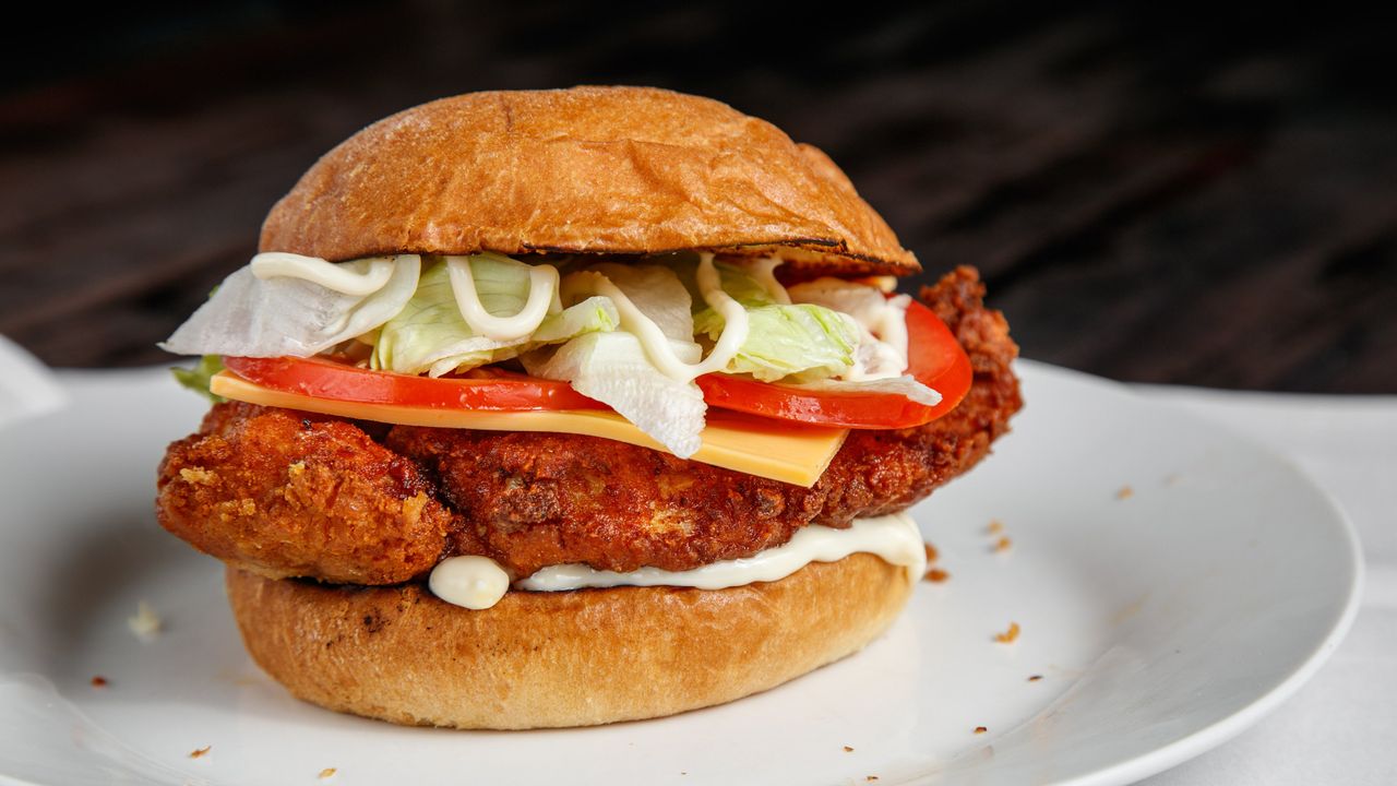 Burnett Fried Chicken Burger (Standard)