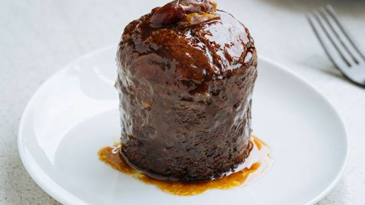 Sticky Date Pudding