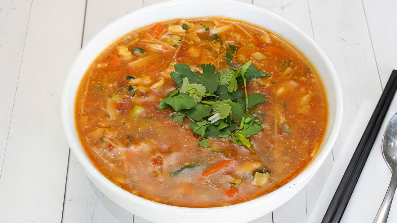 Crab Thick Noodle Soup (Bánh Canh Cua)
