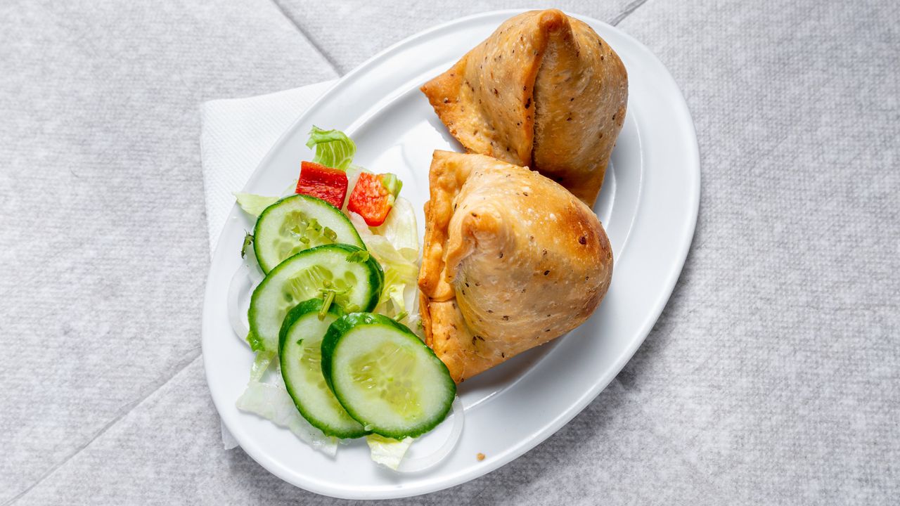 1. Vegetable Samosa (2)
