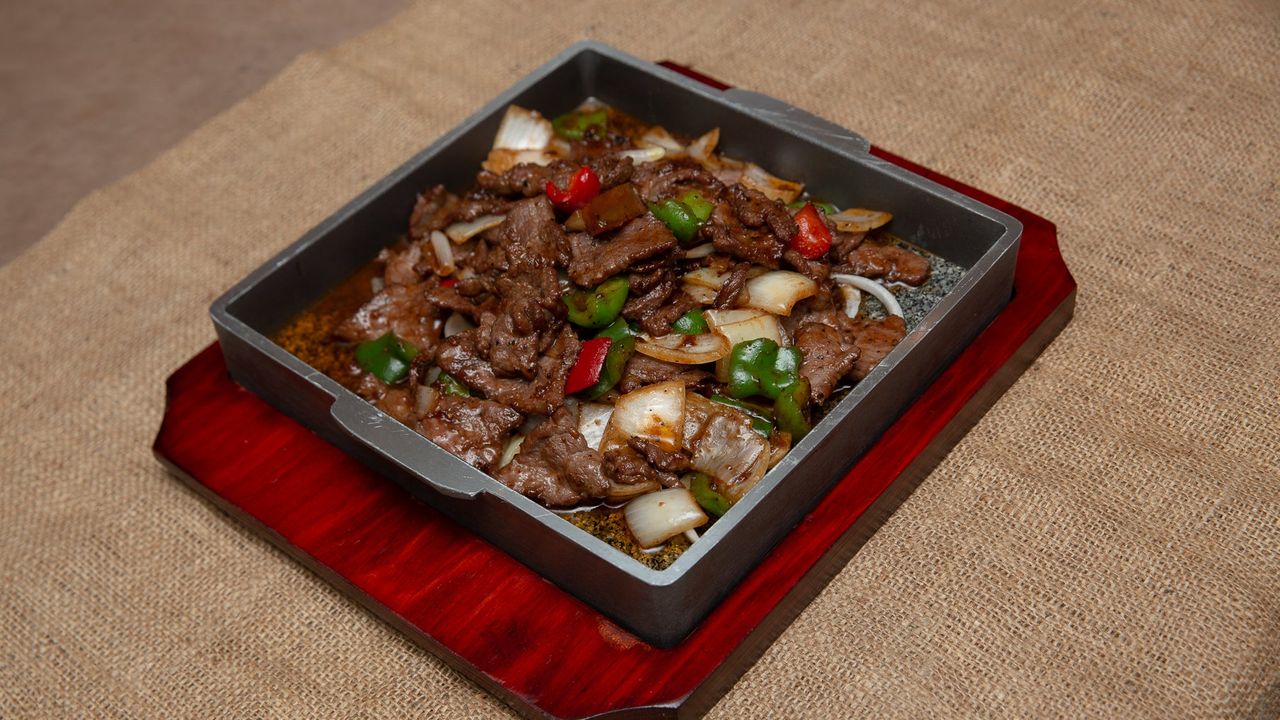 Sizzling Sliced Beef with Black Bean Sauce