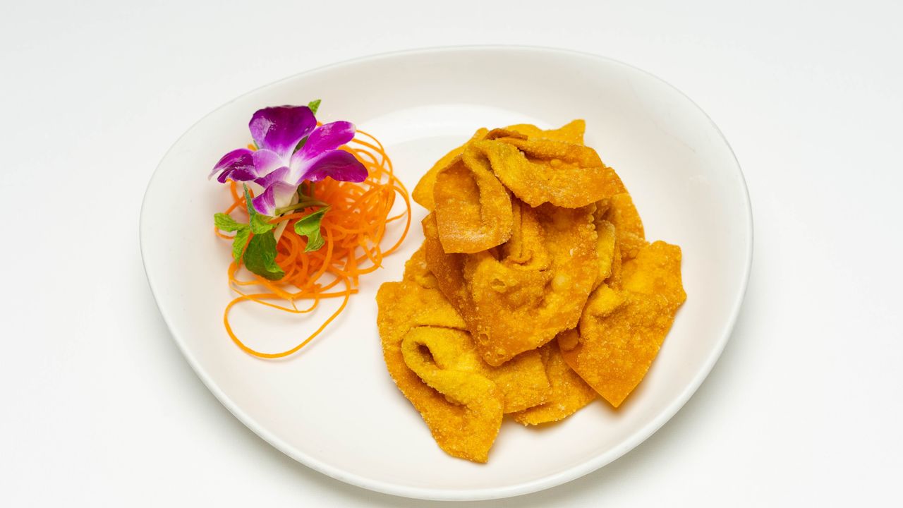 Crispy Fried Wonton 黄金炸云吞