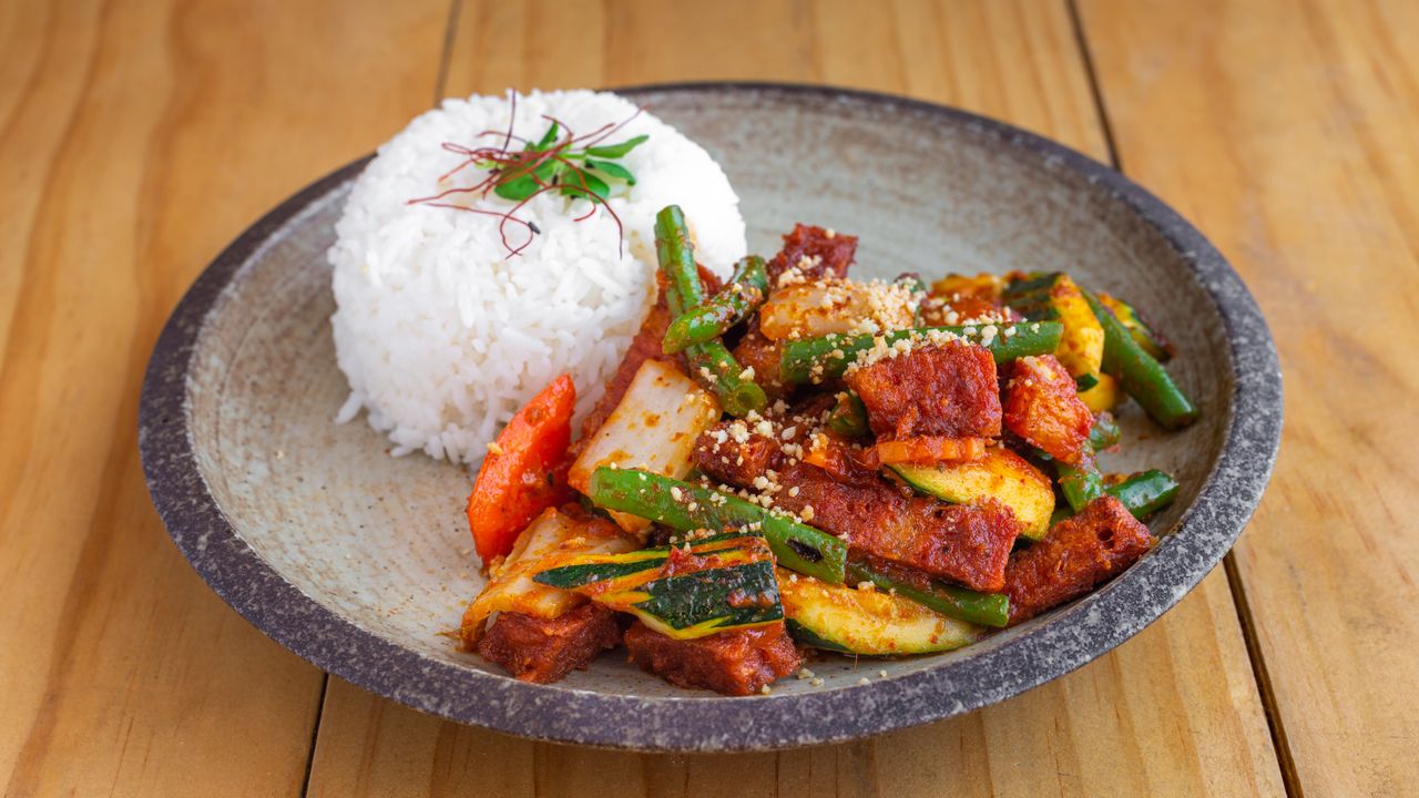 Pad Prik Khing (Spicy Stir Fried) (V) (N)