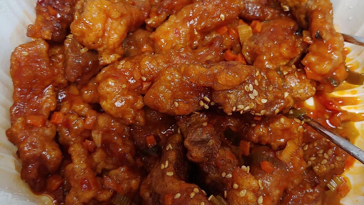 Pork Kkan Pung Yuk