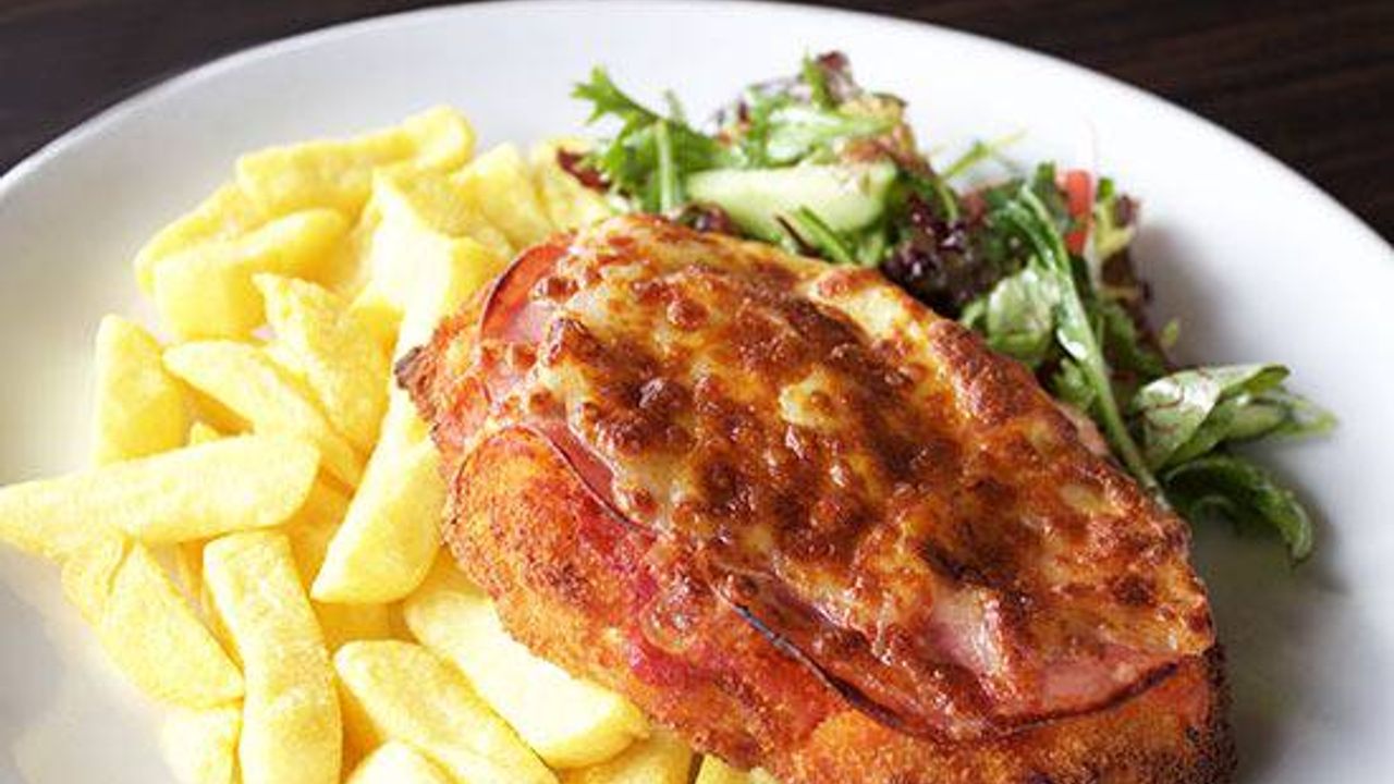 Chicken Parmigiana