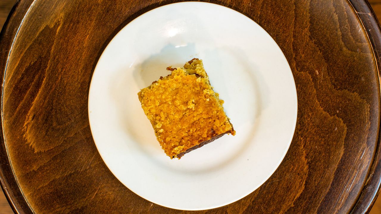 Apple & Date Slice