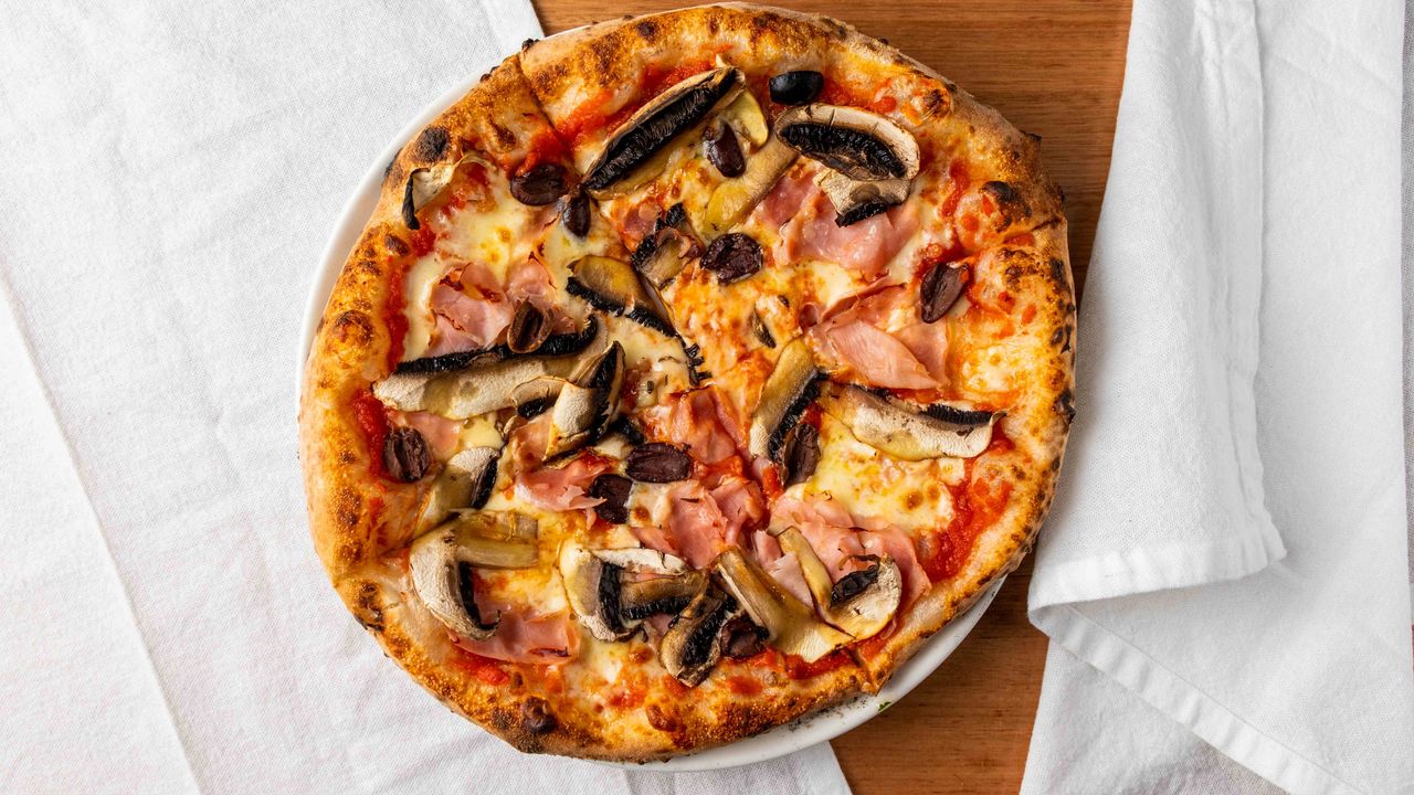 Capricciosa Pizza