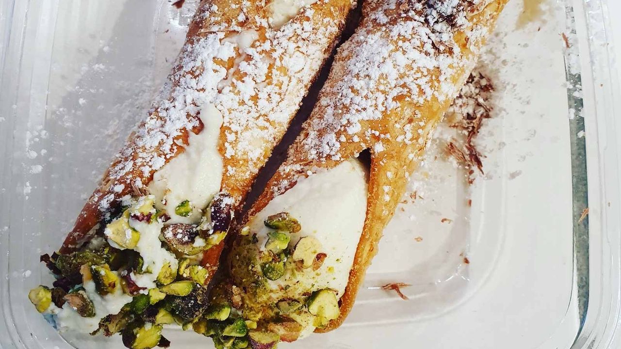 Sweet Ricotta & Cannoli