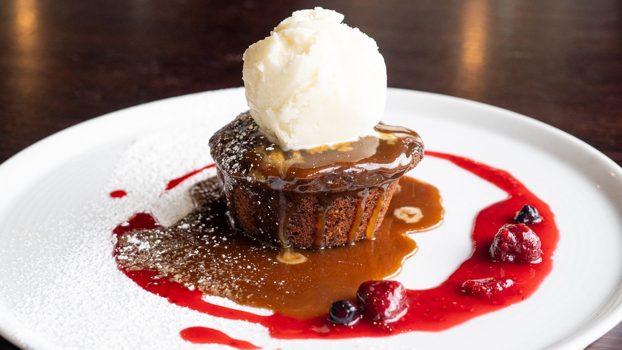 Sticky Date Pudding