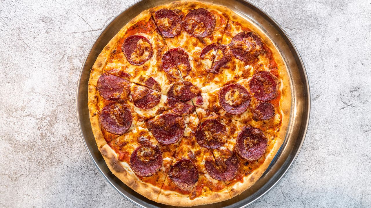 Pepperoni Pizza (15")