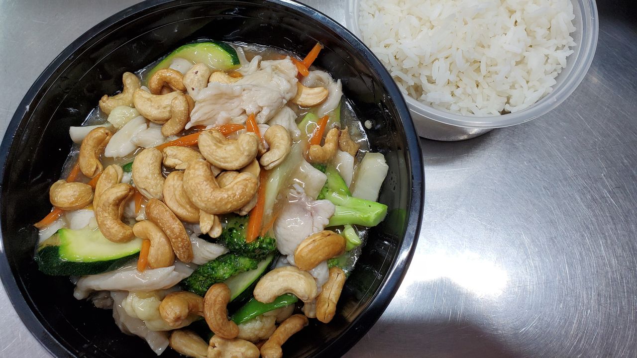 49. Chicken with Cashew Nut