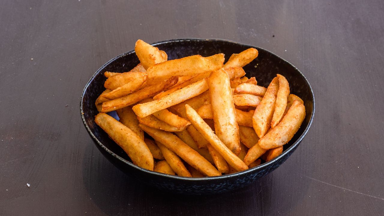 Hot Chips (Lightly Seasoned) (V)  (Vegan)
