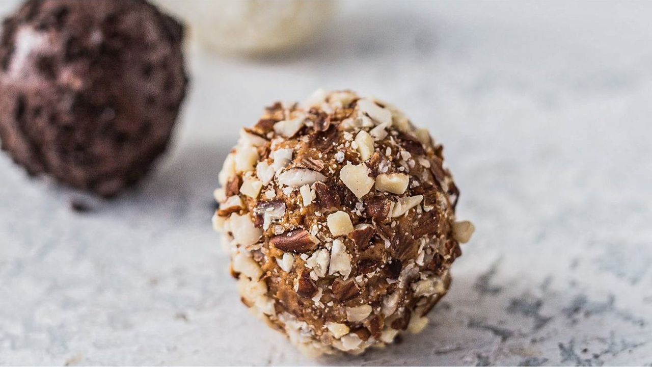 Salted Caramel Protein Ball