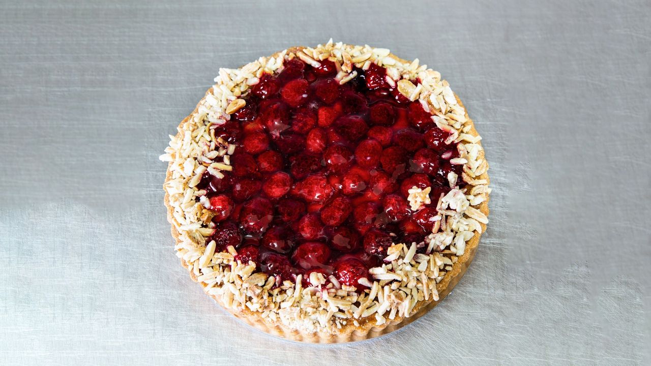 Raspberry Tart (Frangipani)