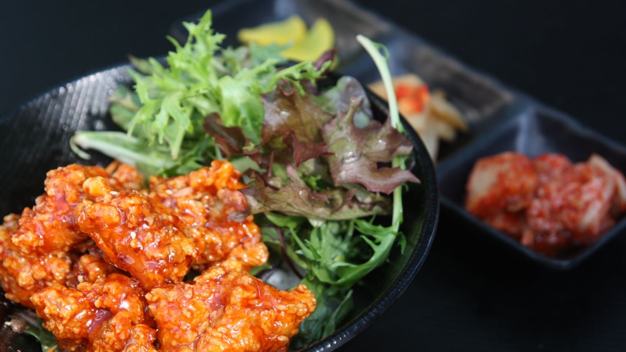 Sweet Chili Boneless Chicken Rice Bowl