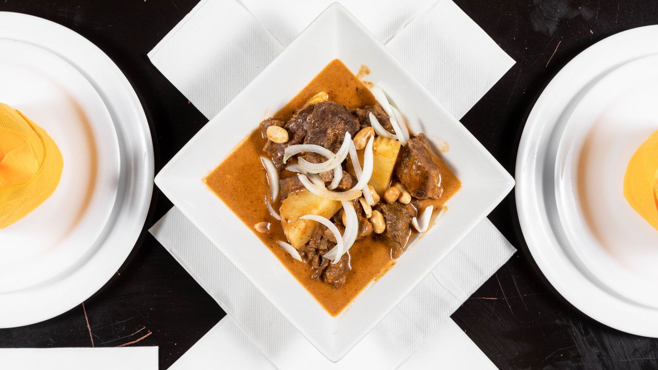 54. Gaeng Massaman (Massaman Curry)
