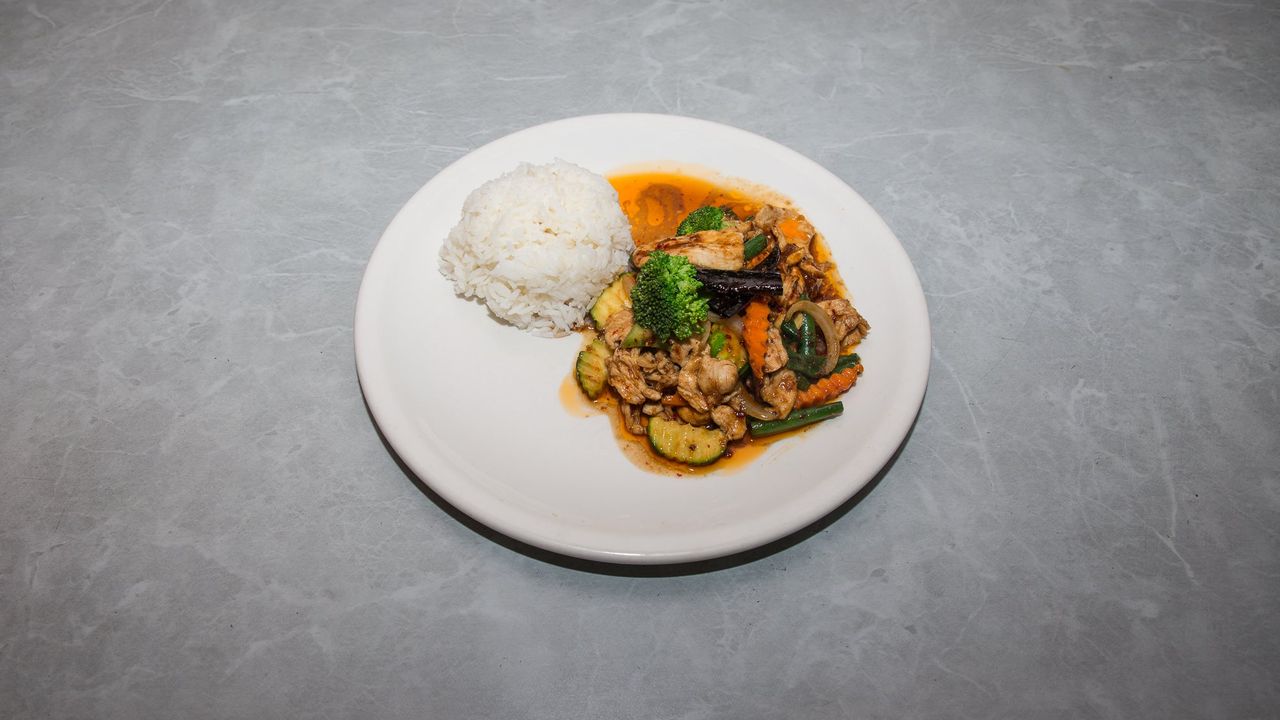 Cashew Nut and Chili Jam Sauce