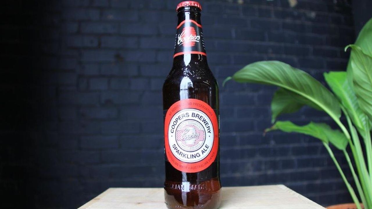 Coopers Sparkling Stubbies (6 Pack)