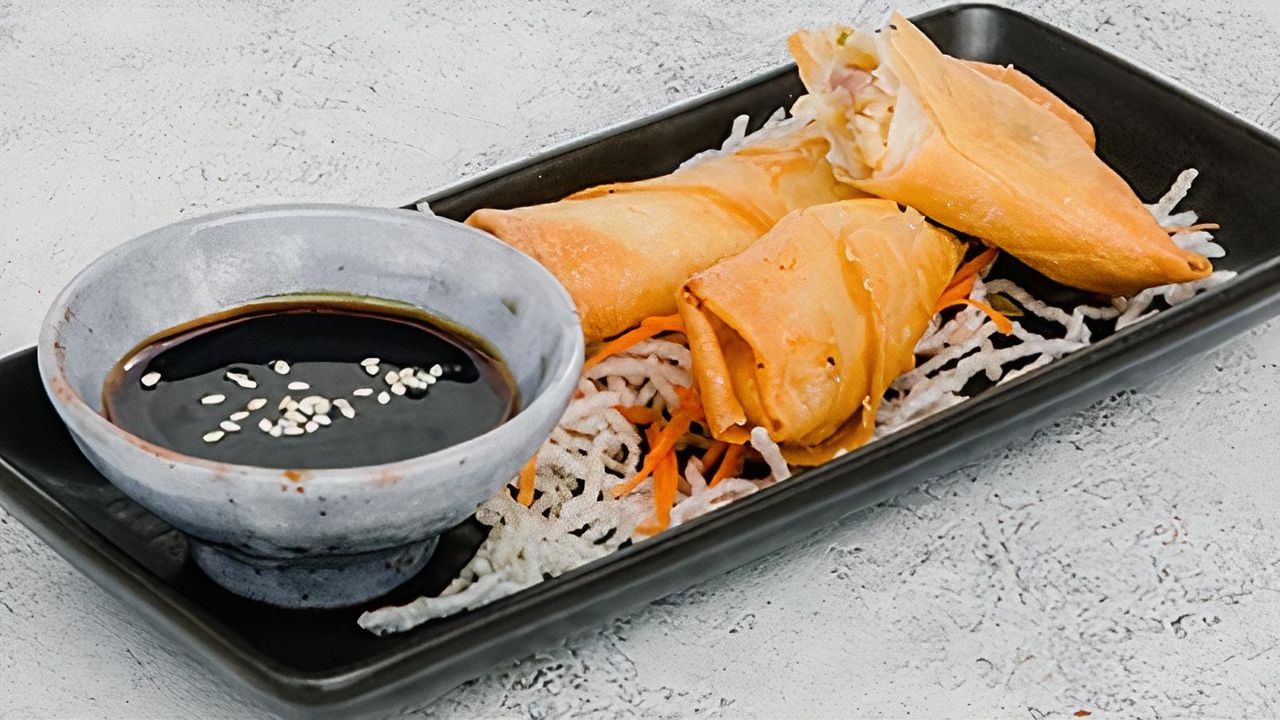 Chicken Spring Rolls (NF)