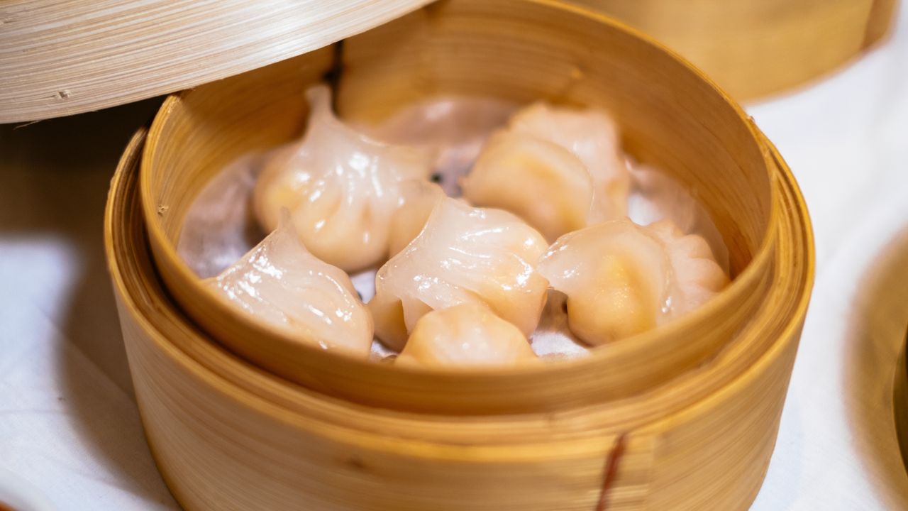 Steamed Prawn Dumplings (6pcs)
