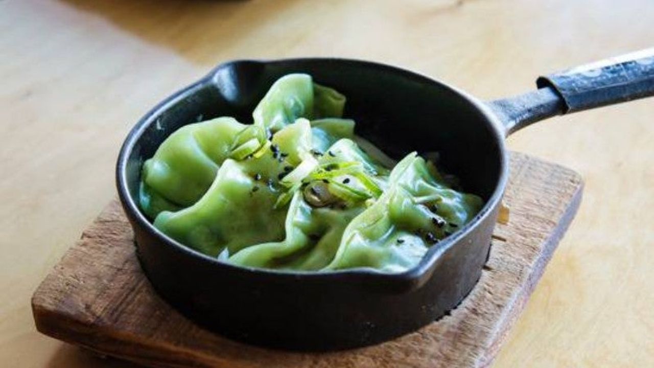 Boiled Veggie Dumplings (V)