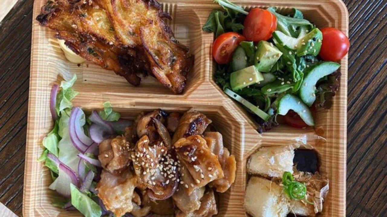 Deluxe Bento Box