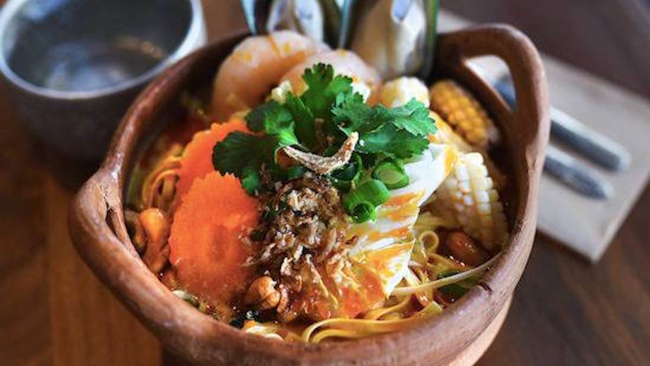 Laksa Noodle Soup with Seafood