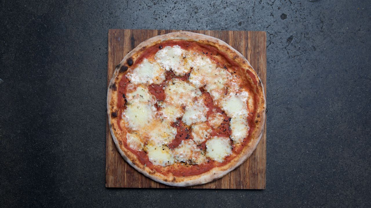 Oum Kaltoum Pizza (V)