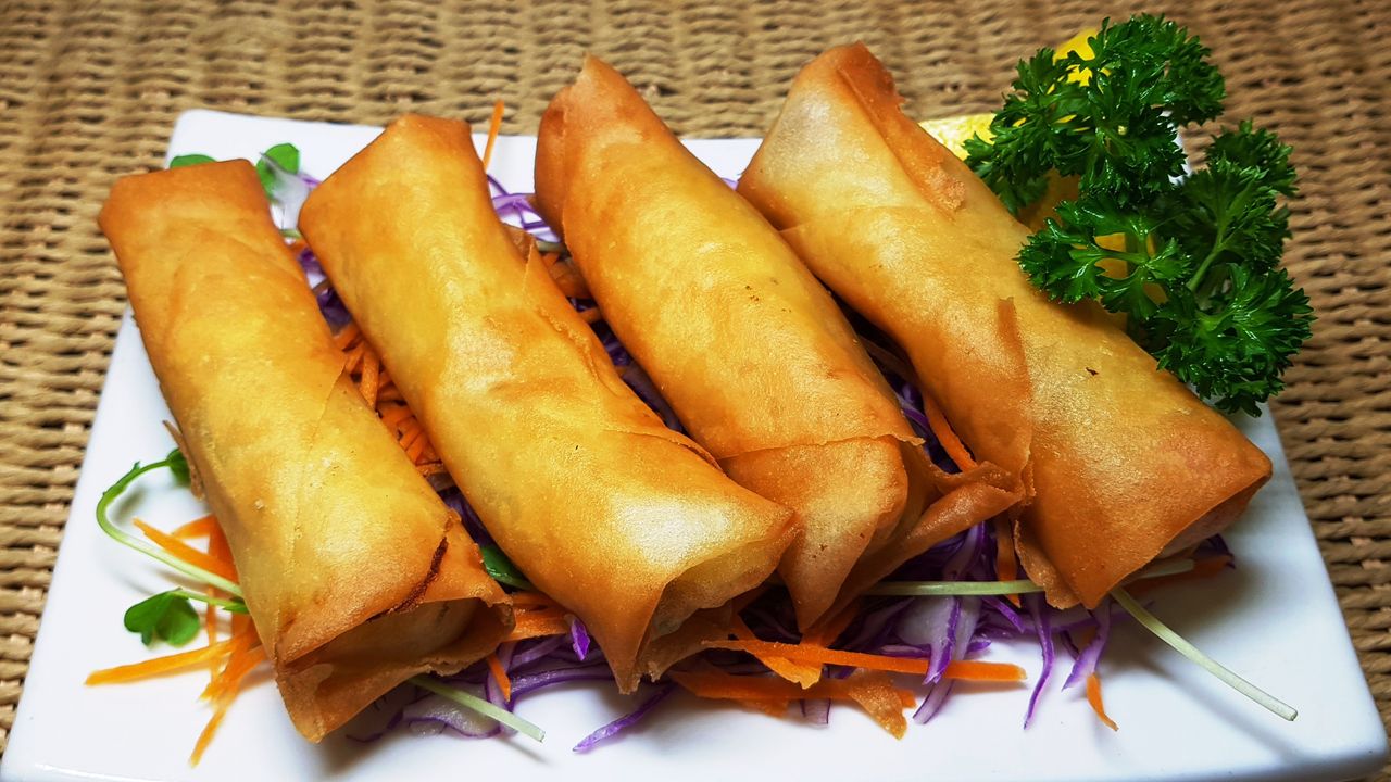 4. Vegetable Spring roll (4 pieces)