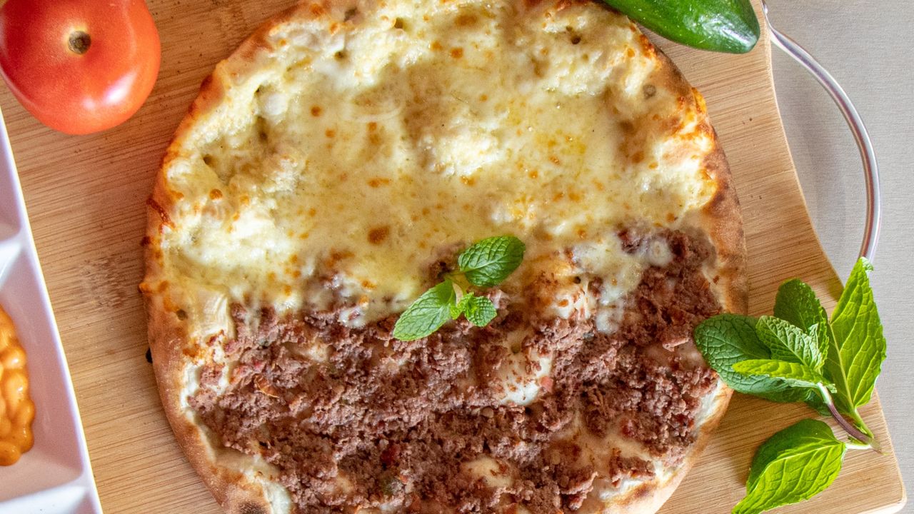 Half Meat Half Cheese Manoush