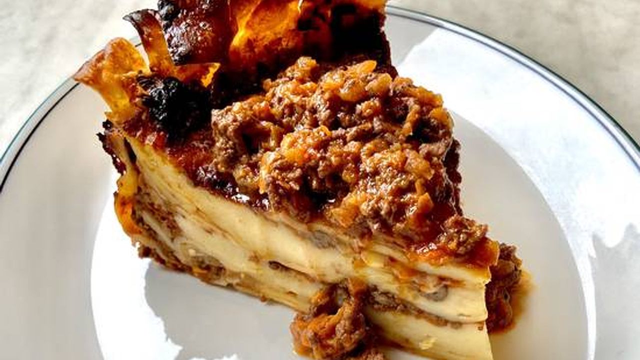 Crispy Edges Lasagna Alla Bolognese