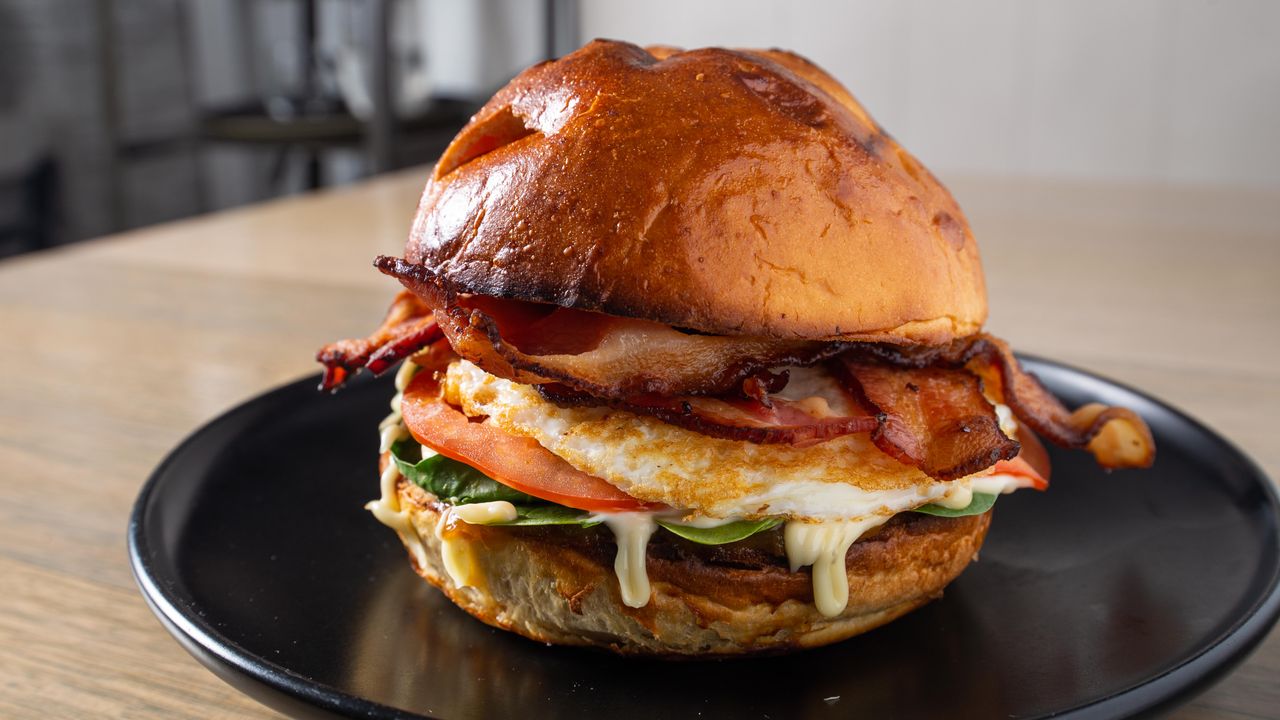 Breakfast Burger (V)