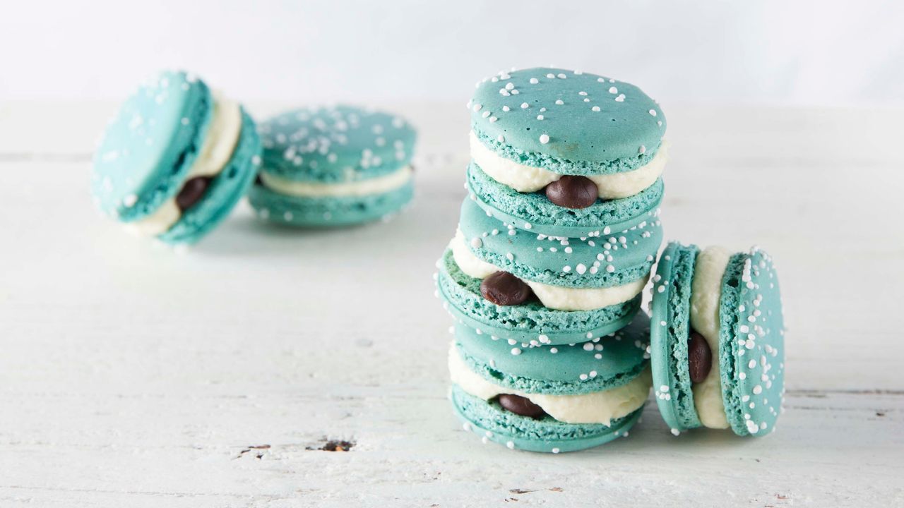 Choc Bounty Macaron (GF)