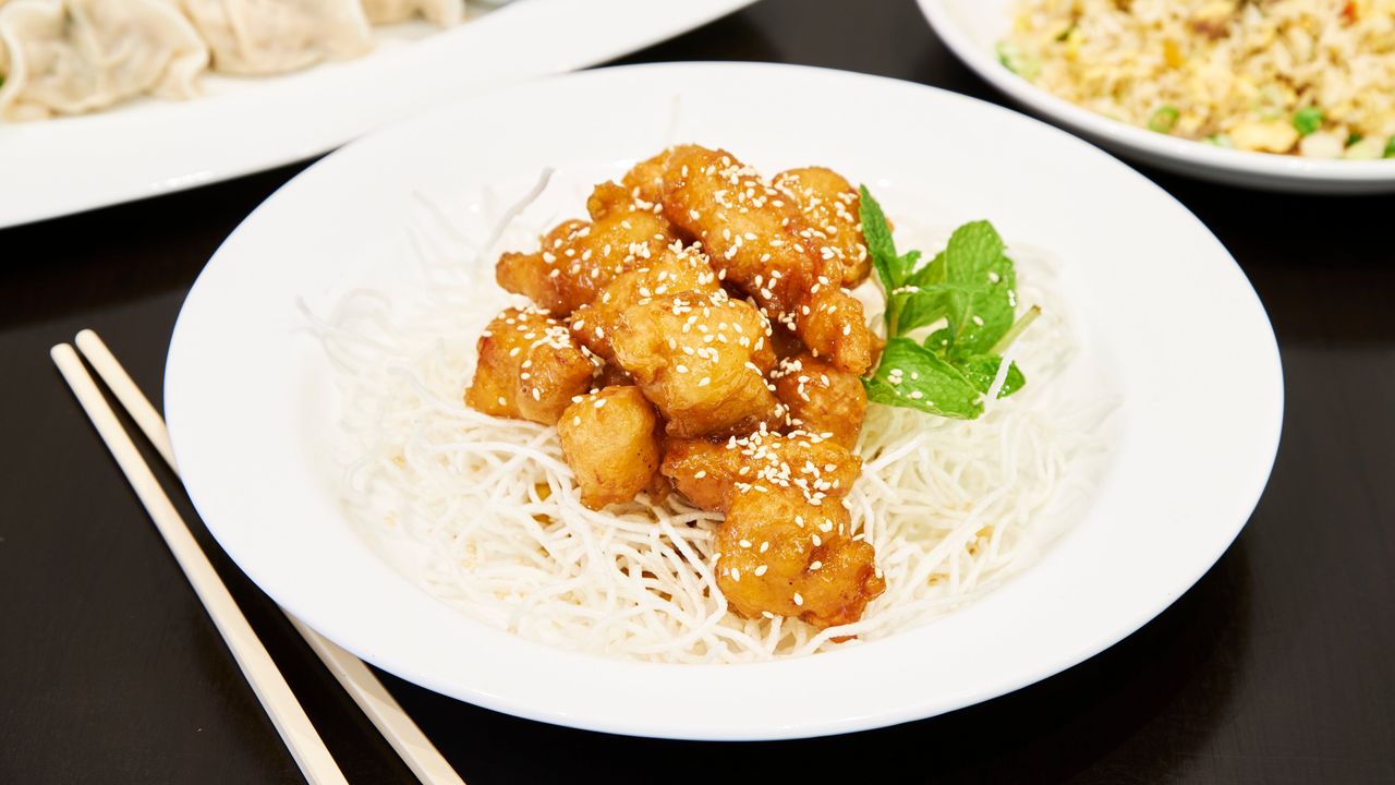 Lemon Chicken (In Batter)