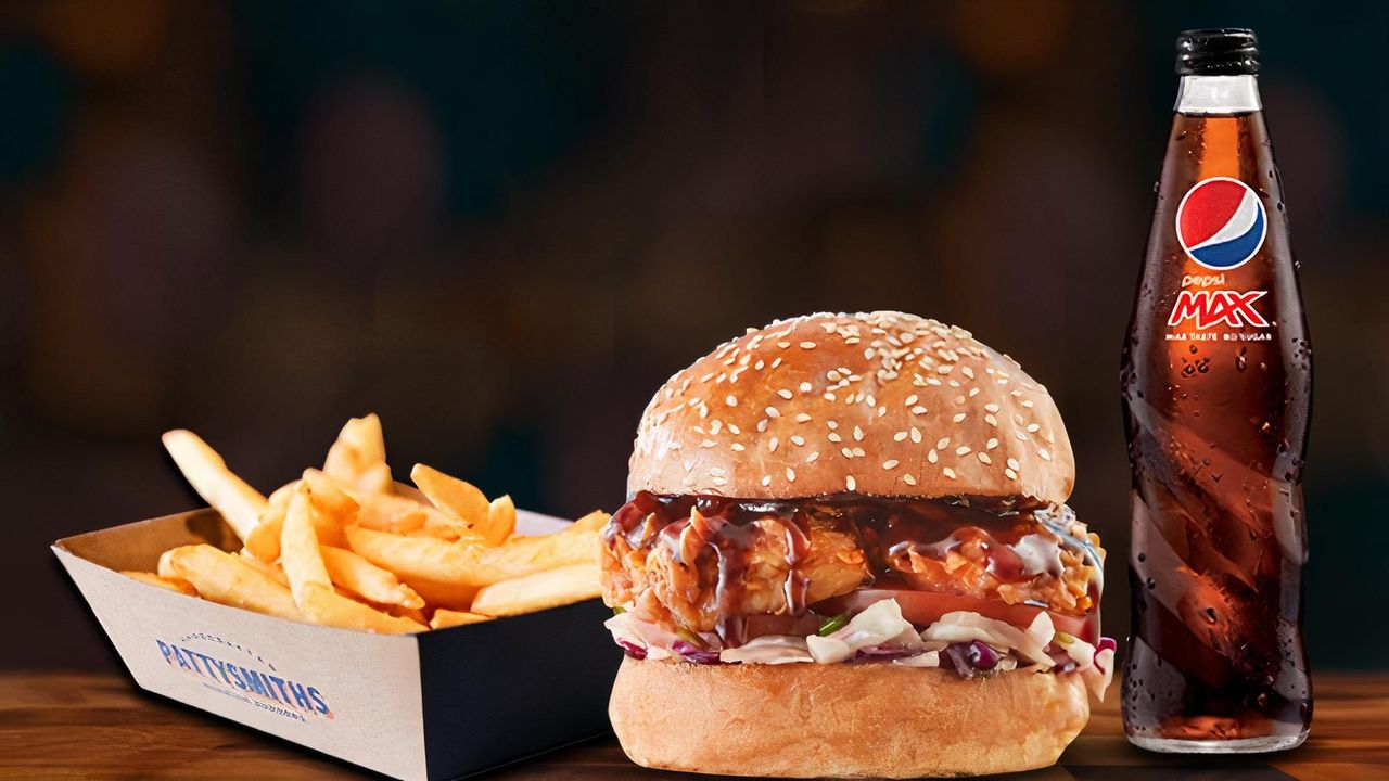 Smoky BBQ Chicken Burger Combo