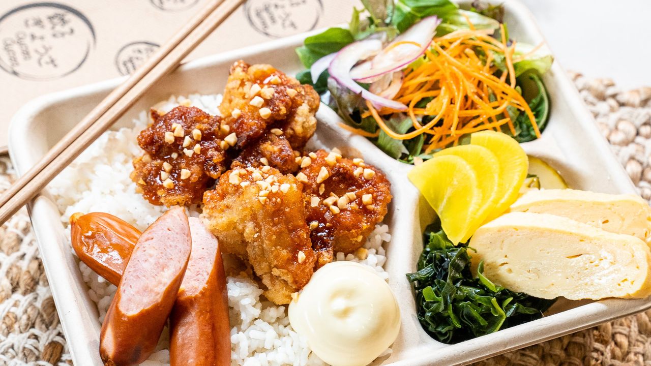 Fried Chicken with Cheese Sausage Bento