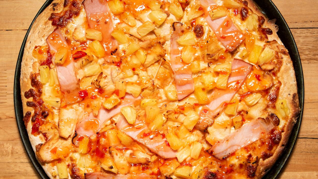 Sweet Chilli Chicken Pizza