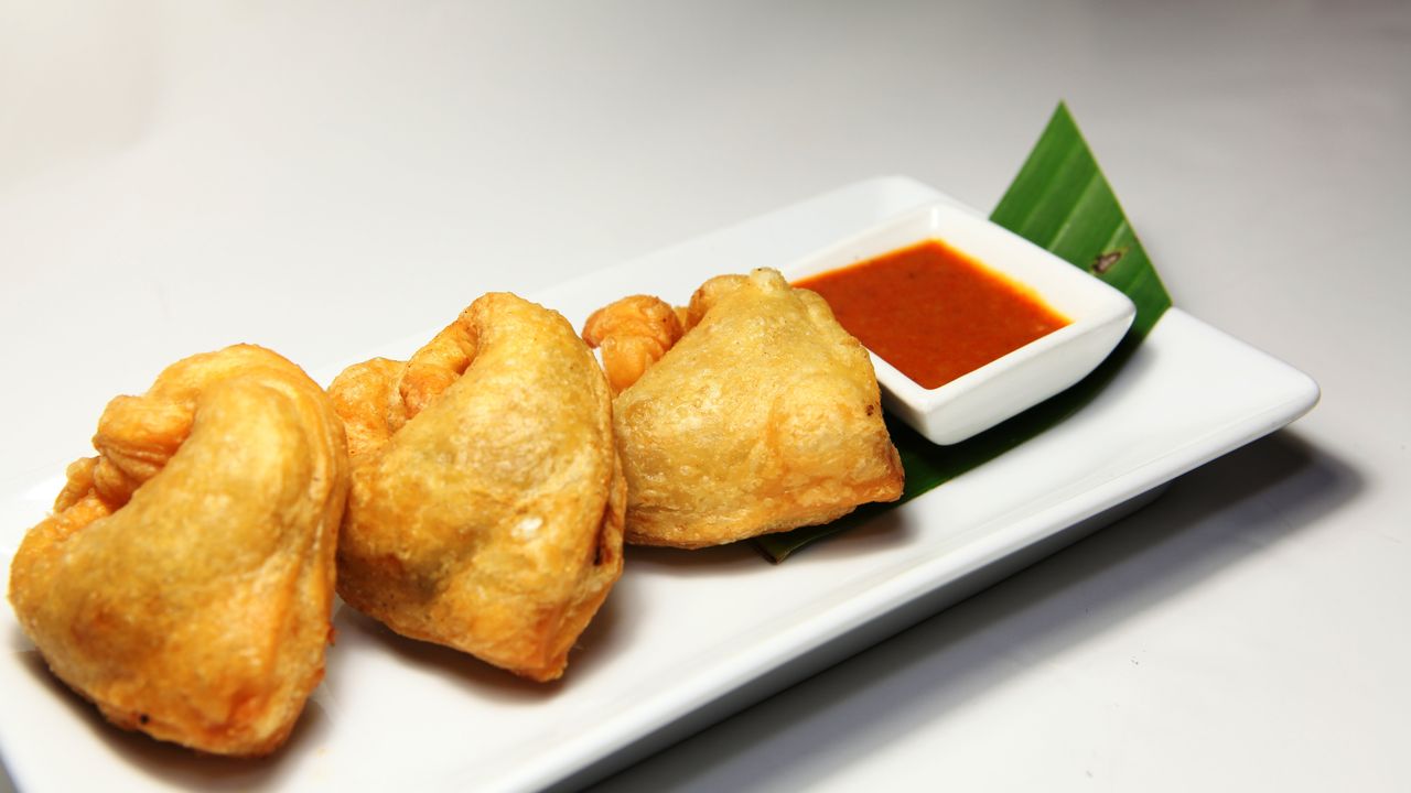 Curry Puff Vegetarian (3)