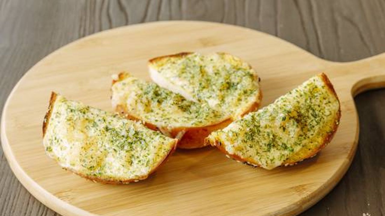 Garlic Bites