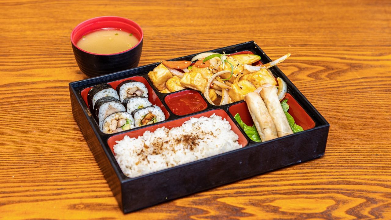 Teriyaki Tofu Bento (V)