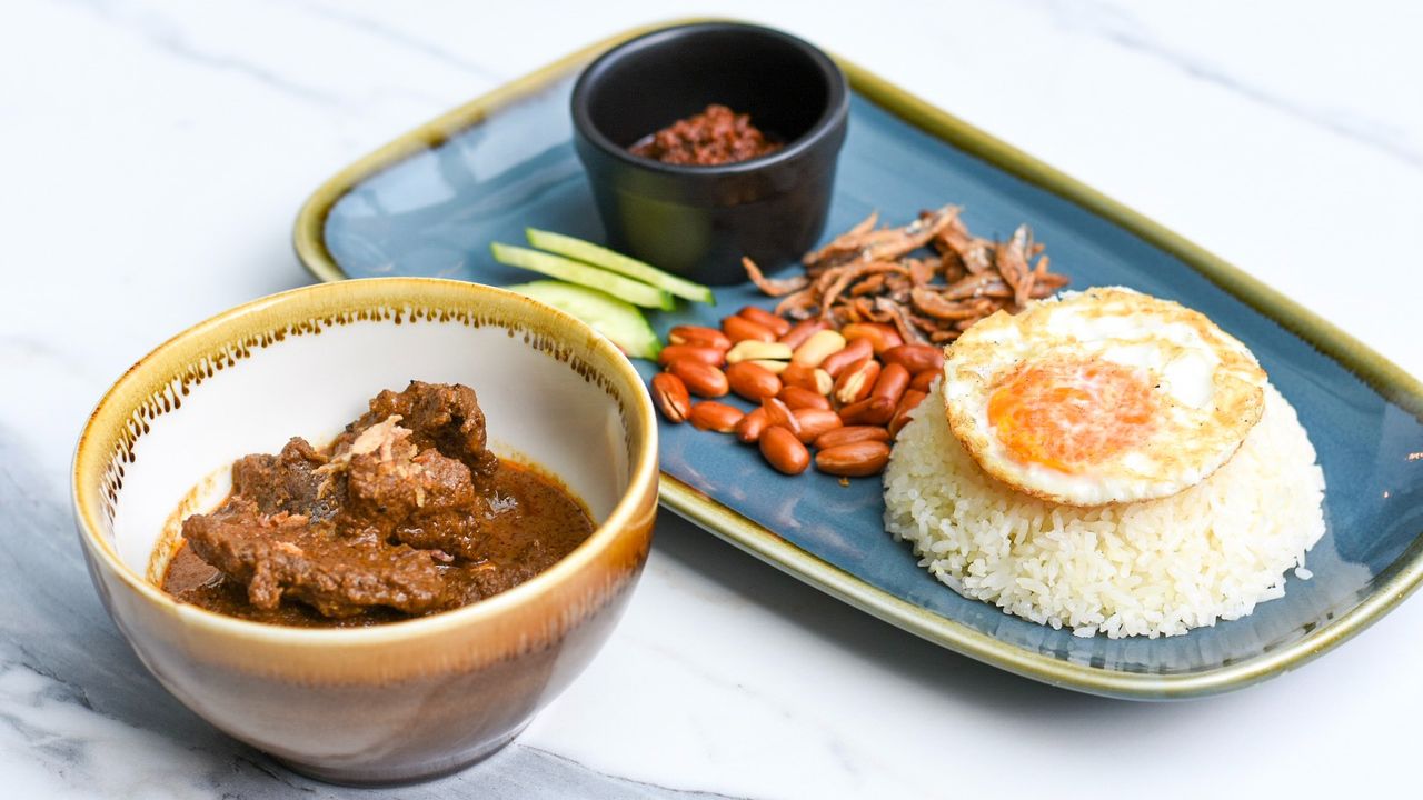 Nasi Lemak Rendang Beef