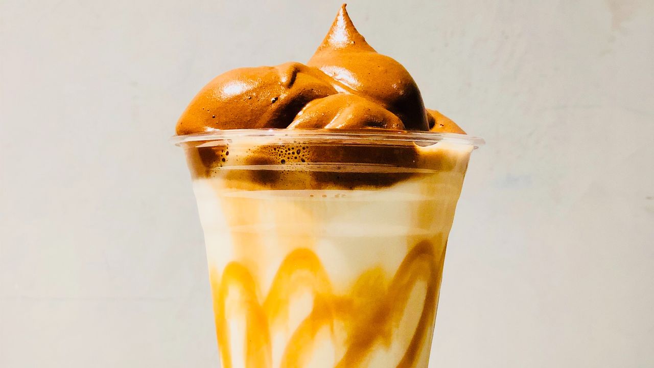 Caramel Dalgona Coffee
