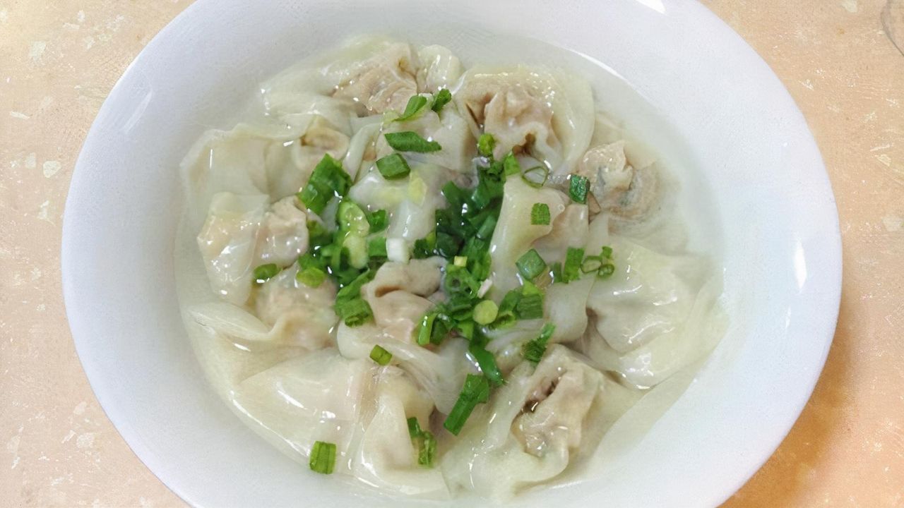 Szechwan Style Pork Wonton in Original Soup