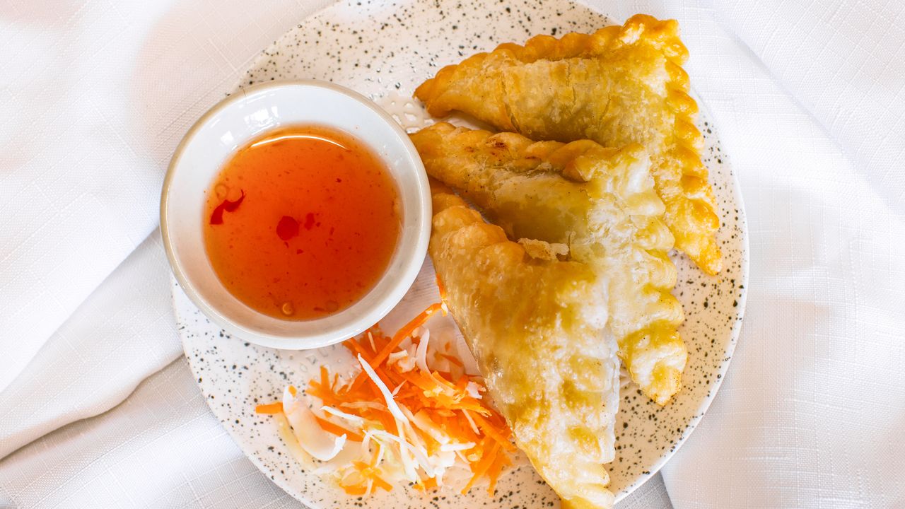 Curry Puffs, Chicken or Vegetarian