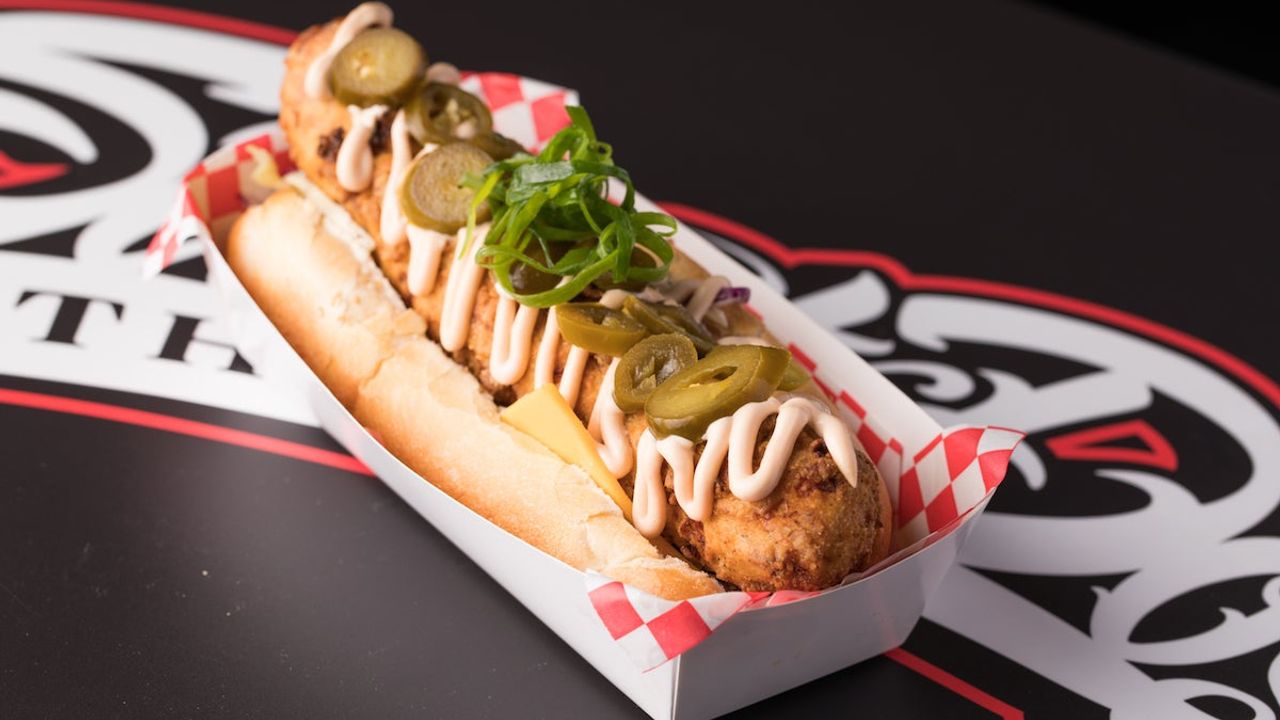 Lilly Hotdog