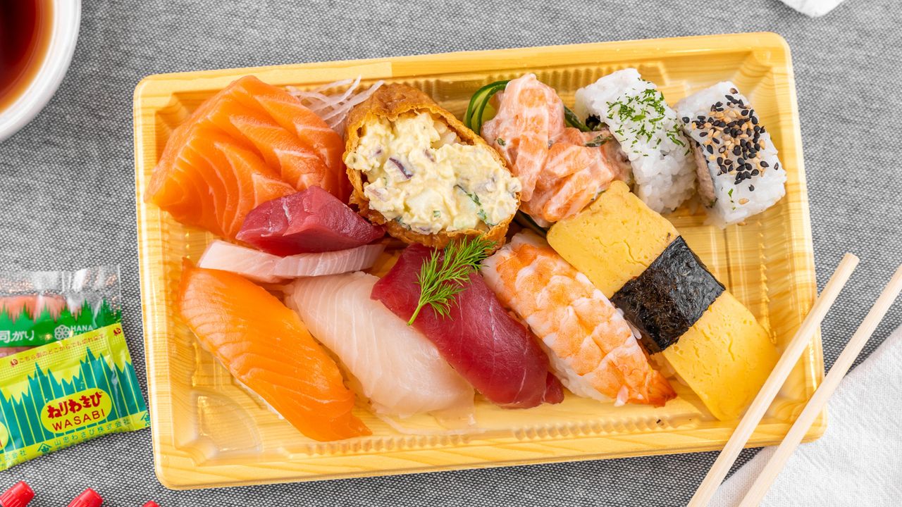 Sushi Sashimi Deluxe