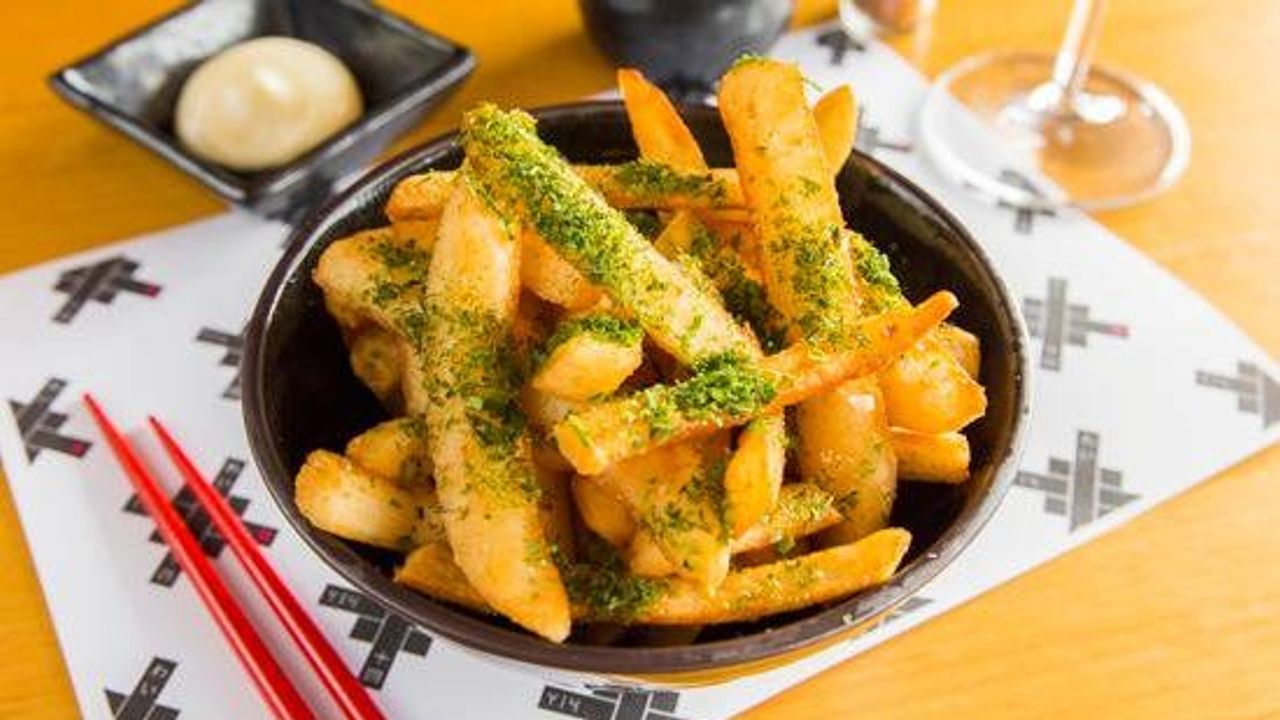 Nori Chips with Kewpie Mayo