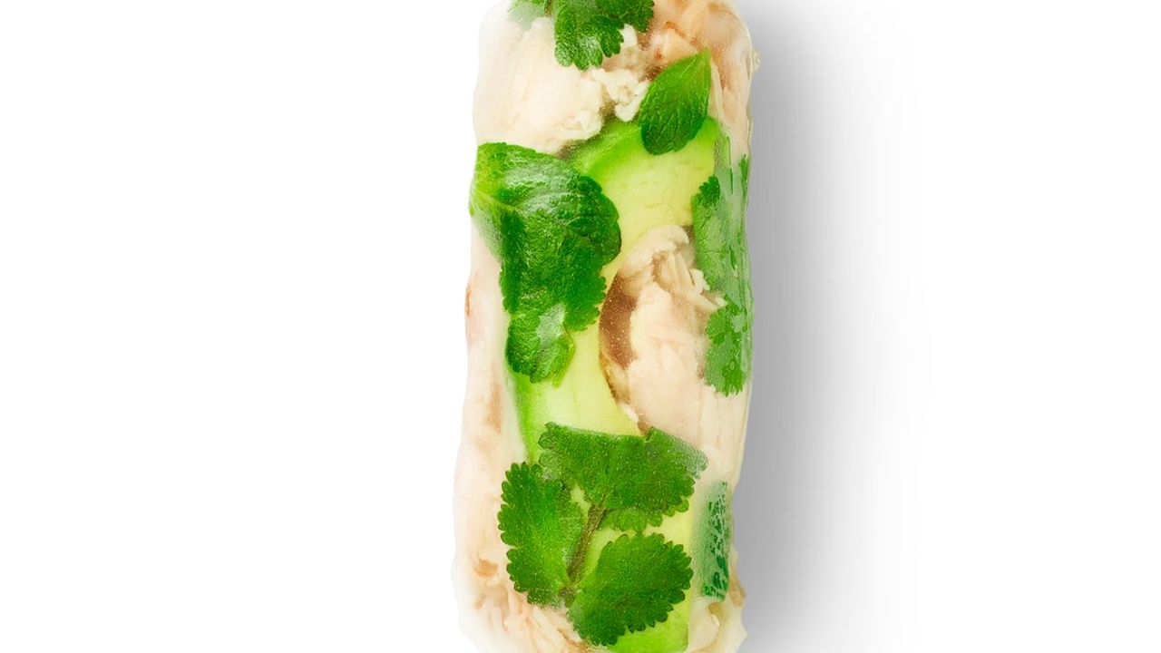 Poached Chicken Breast and Avocado (675 kJ)