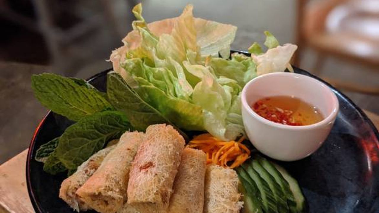 Hanoi Spring Roll